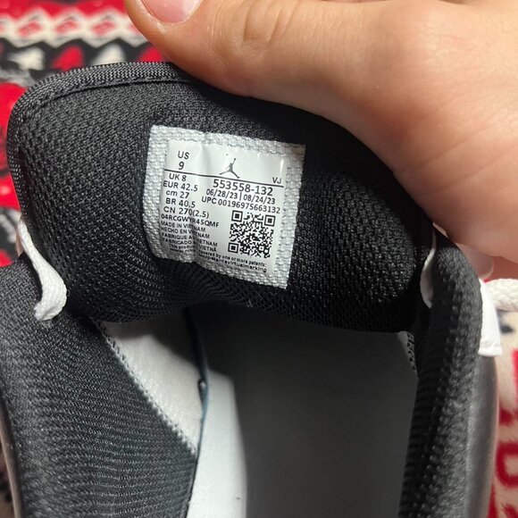 Jordan 1 Low - Picture 5 of 7